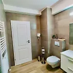 Primera Mamaia Nord Apartment *